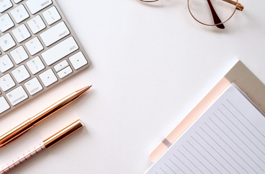 5 Ways a Virtual Assistant Can Help Manage Your Schedule and Increase Efficiency