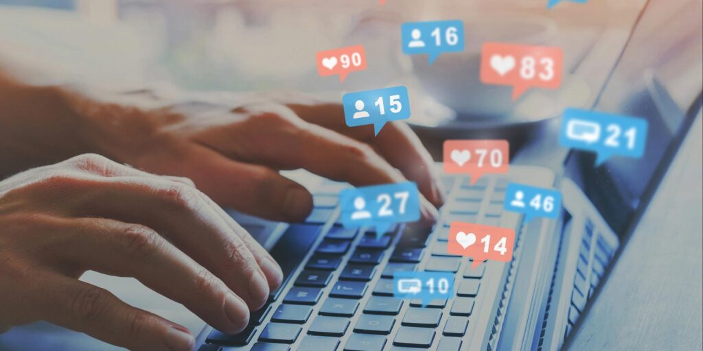 Virtual Assistants Can Help with Social Media Management