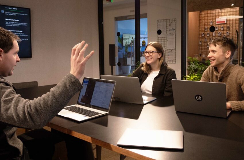 Virtual Assistant-Related Topics for Website